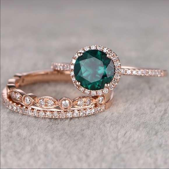 Jewelry - Rose Gold Emerald Color Ring Set